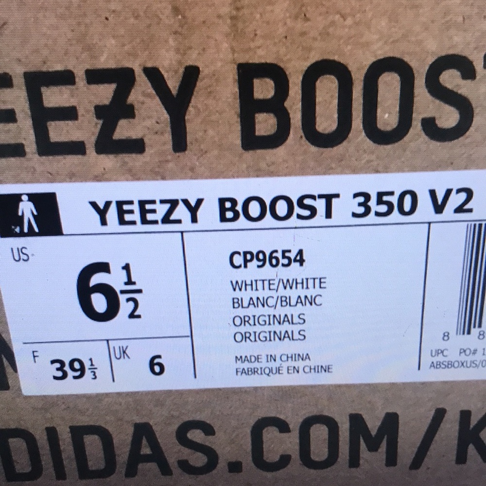 Yeezy Boost 350 V2 Zebra Sneakers - Picture 7 of 7